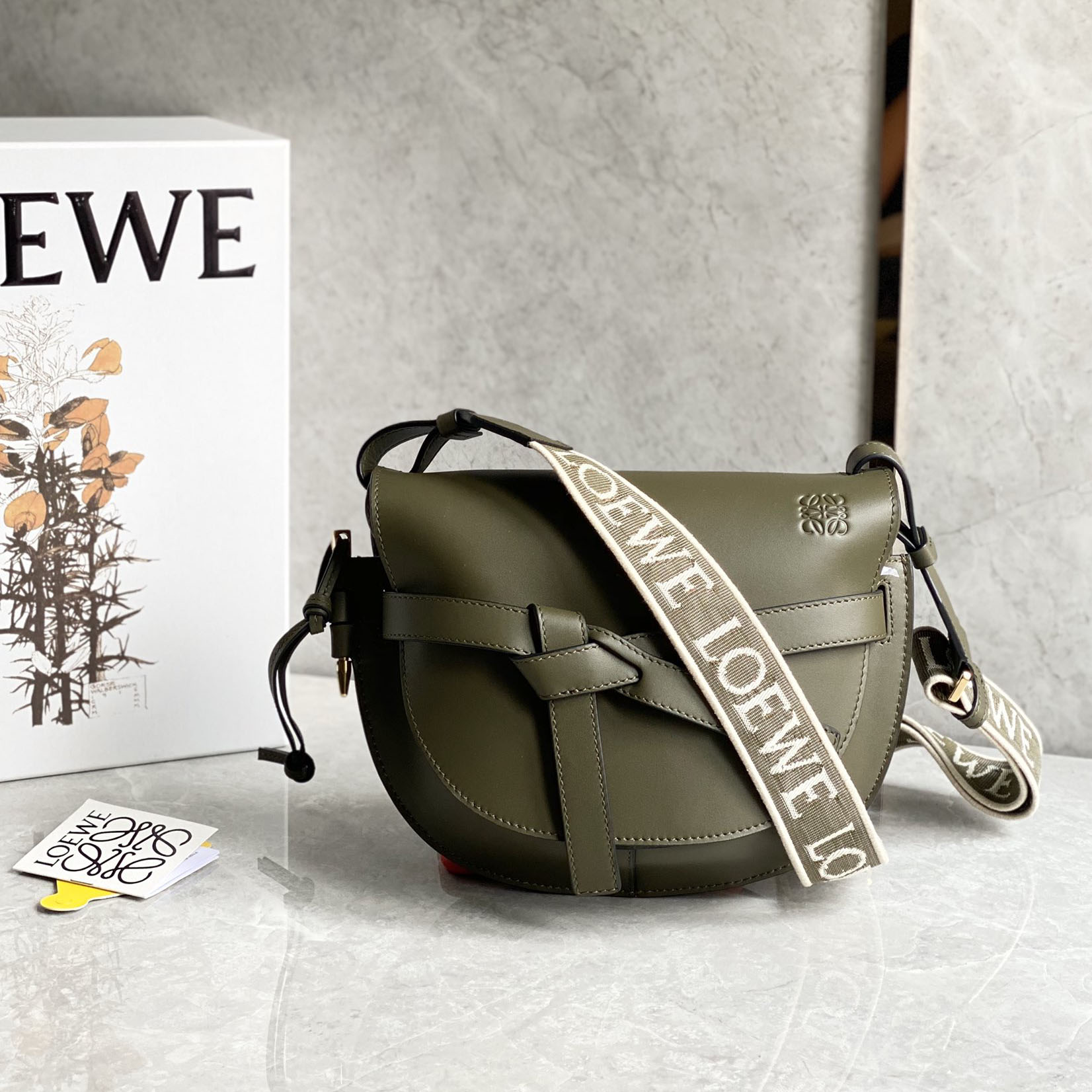 Loewe Gate Bags - Click Image to Close